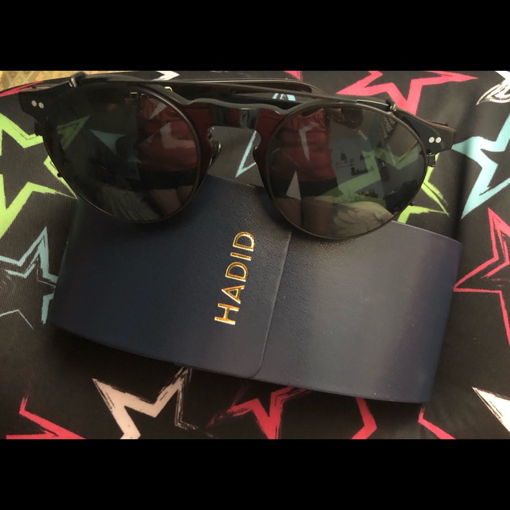 DESIGNED BY HADID!!! NWT BLACK SUNGLASSES.